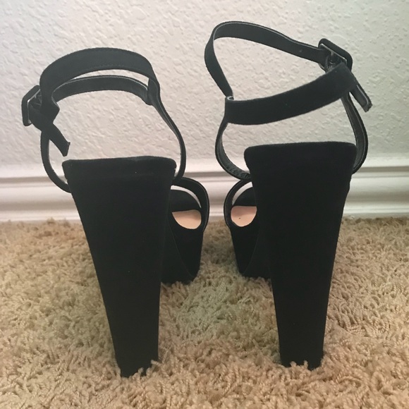 Lola Shoetique black platform heels - Picture 7 of 7